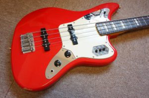 入荷情報!FENDER JAPAN ジャガー・ベース JAB-90EQ