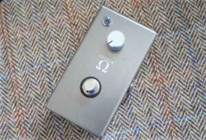 入荷情報　こまほケーブル Ω OMEGA 青鈍色 シルバーノブ