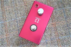 入荷情報　こまほケーブル Ω OMEGA RED シルバーノブ