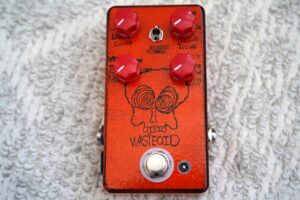 mid-fi electronics Wasteoid